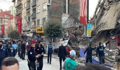 Malatya'da bina çöktü: Çok sayıda kişi enkaz altında!