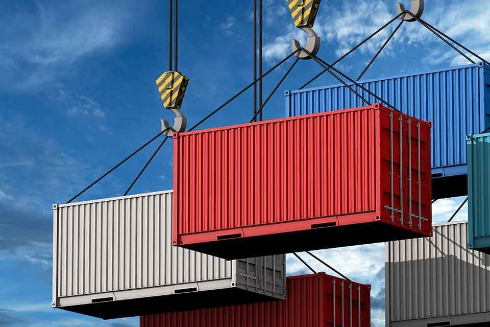 Ege İhracat&ccedil;ı Birlikleri nisan ayında 1 milyar 378 milyon dolarlık