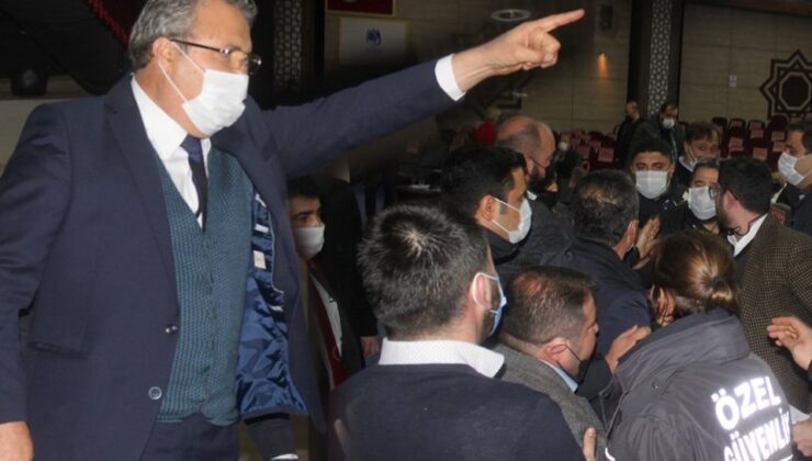 Manisa'da 'Boğaziçi' gerginliği: CHP ve İYİ Parti meclisi terk etti