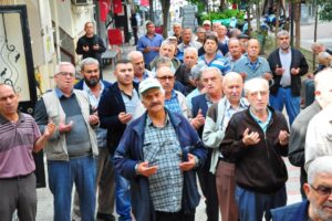 Manisa'da kuraklık nedeniyle bugün cuma namazı sonrasında yağmur duası yapıldı.