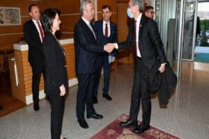 Ankara B&uuml;y&uuml;kşehir Belediye Başkanı Mansur Yavaş, Ankara&rsquo;da g&ouml;rev yapan 85