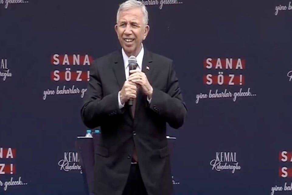 Millet İttifakı'nın Cumhurbaşkanı adayı CHP Genel Başkanı&nbsp;Kemal Kılı&ccedil;daroğlu&nbsp;ve Cumhurbaşkanı Yardımcısı