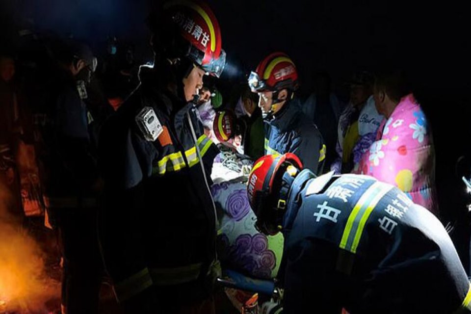 &Ccedil;in'de d&uuml;zenlenen bir maraton faciayla sonu&ccedil;landı. K&ouml;t&uuml; hava koşulları nedeniyle