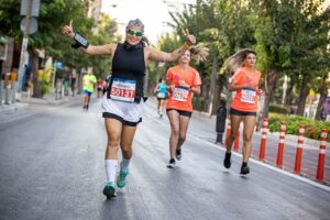 İzmir Büyükşehir Belediyesi tarafından geçen yıl “Ormanİzmir” temasıyla düzenlenen Maratonİzmir’in