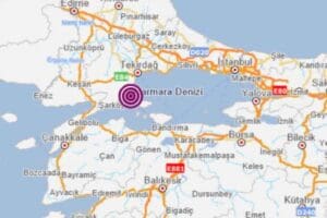 Tekirdağ'ın Şark&ouml;y il&ccedil;esi a&ccedil;ıklarında 7 kilometre derinlikte 4.1 b&uuml;y&uuml;kl&uuml;ğ&uuml;nde deprem