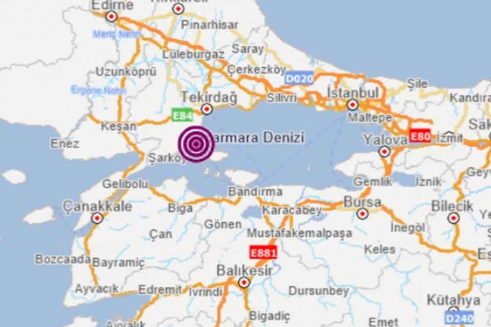 Tekirdağ'ın Şark&ouml;y il&ccedil;esi a&ccedil;ıklarında 7 kilometre derinlikte 4.1 b&uuml;y&uuml;kl&uuml;ğ&uuml;nde deprem