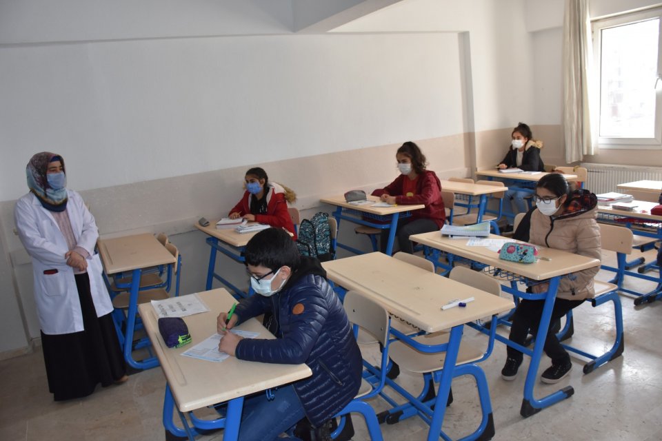 Menemen Belediyesi Gençlik Eğitim Kurs Merkezi, Milli Eğitim Bakanlığı’nın ülke genelinde verdiği