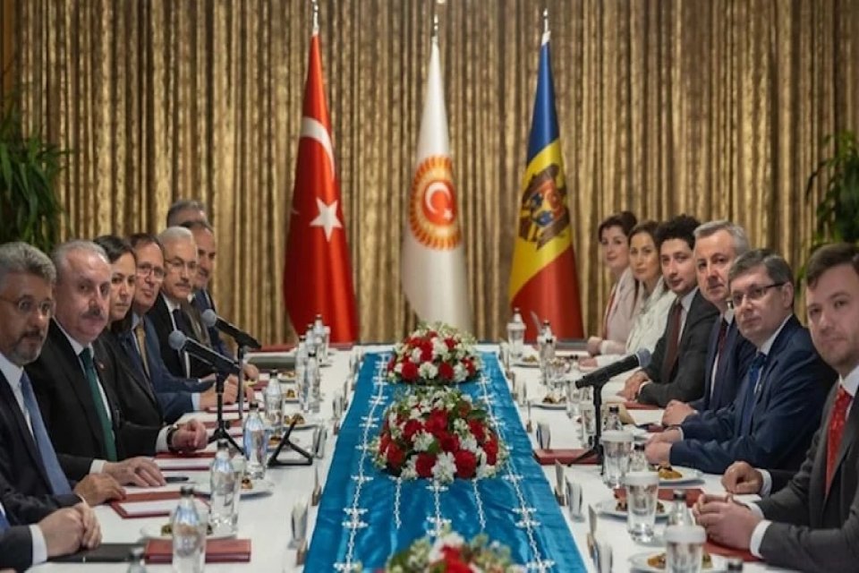 TBMM Başkanı Mustafa Şentop, Rusya-Ukrayna savaşına ilişkin, "1 yıldır s&uuml;ren