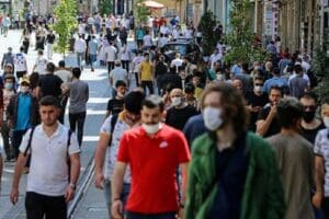 Prof. Dr. Mehmet Ceyhan "&Ouml;n&uuml;m&uuml;zdeki haftalarda g&uuml;&ccedil;l&uuml; bir dalgalanma bekleyebiliriz"