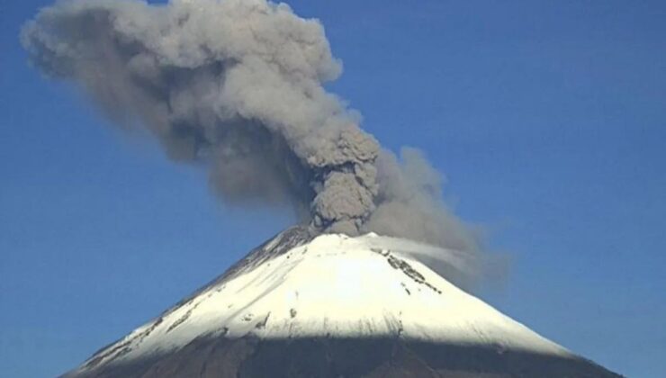 Meksika’da bulunan yanardağ patladı!