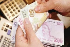 A&ccedil;ıklanan enflasyon rakamıyla birlikte milyonlarca memur, s&ouml;zleşmeli personel ve emeklinin