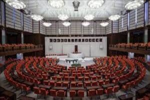 Meclis, bu hafta memur ve emekliye ek zammı da i&ccedil;eren