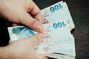 Aralık ayı enflasyon oranlarının a&ccedil;ıklanmasıyla birlikte memur ve memur emeklilerinin