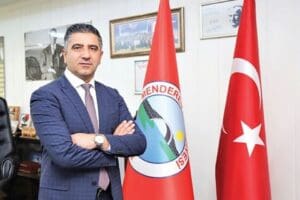 İzmir'in&nbsp; Menderes Belediyesi'ndeki yolsuzluk soruşturması kapsamında Menderes Belediye Başkanı Mustafa