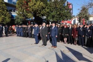 Menderes Belediyesi, 18 Mart Şehitleri Anma G&uuml;n&uuml; ve &Ccedil;anakkale Deniz