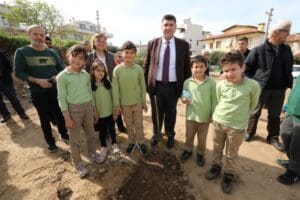 Menderes Belediyesi Tarımsal Hizmetler M&uuml;d&uuml;rl&uuml;ğ&uuml; tarafından organize edilen &Ouml;zdere &Ccedil;ukuraltı