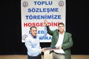 Menderes Belediyesi&rsquo;nde iş&ccedil;ileri kapsayan 2022-2024 toplu iş s&ouml;zleşmesi imzalandı. İmzalanan
