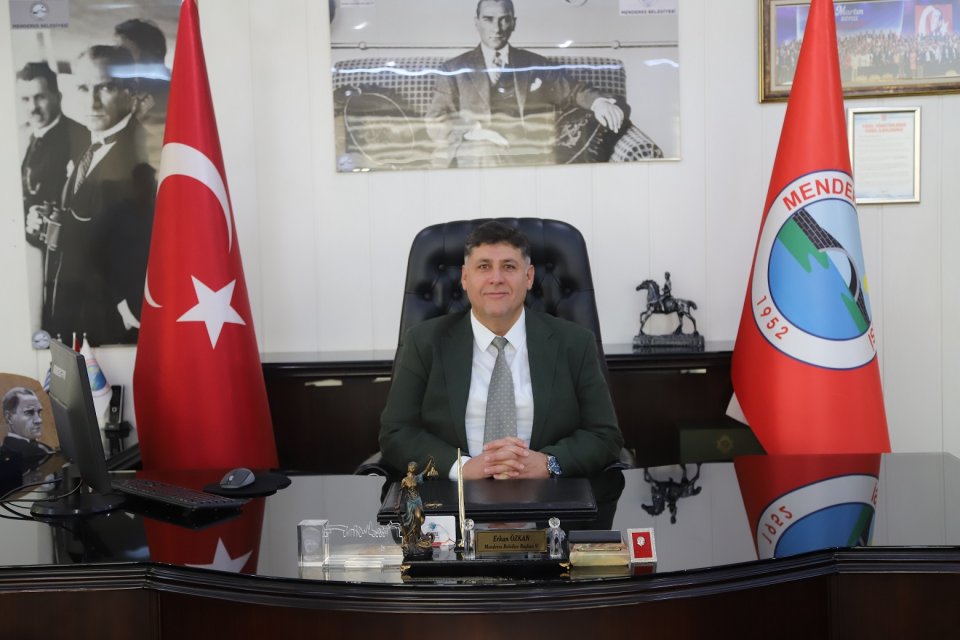 Menderes’te vergilere yönelik dikkat çeken çalışma! Özkan: ‘Hemşehrilerimizin bir kuruş vergisi boşa gitmiyor’ Menderes Belediyesi Hukuk İşleri Müdürlüğü çalışmaları sonucunda ücretlerini ödemeyen elektrik