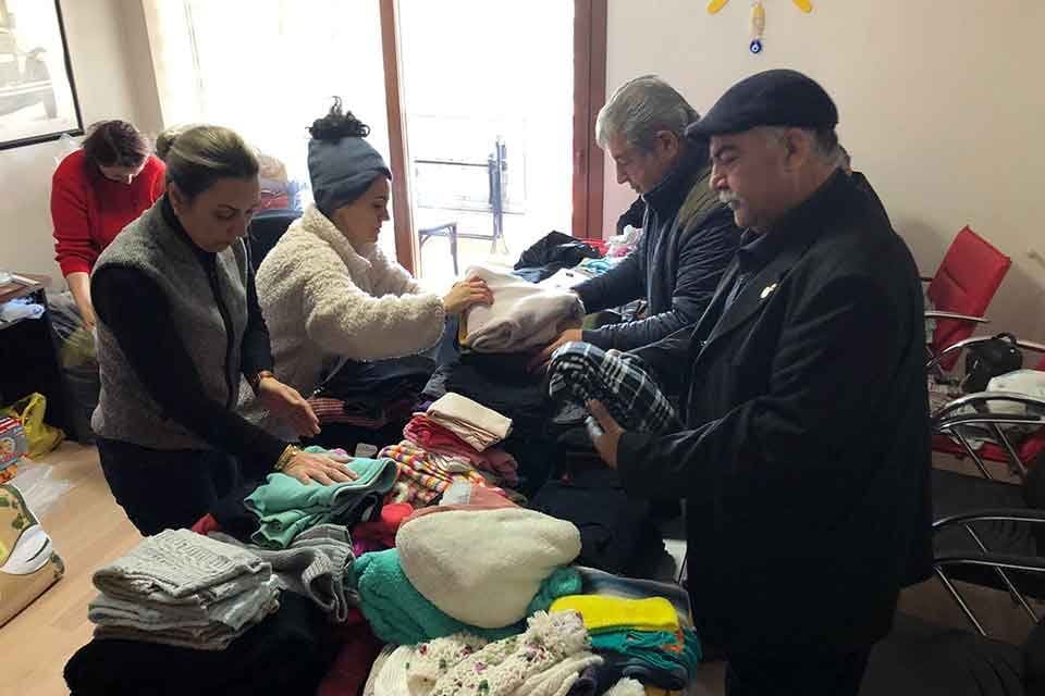 T&uuml;rkiye&rsquo;yi sarsan depremin ardından İyi Parti Genel Merkezi tarafından başlatılan