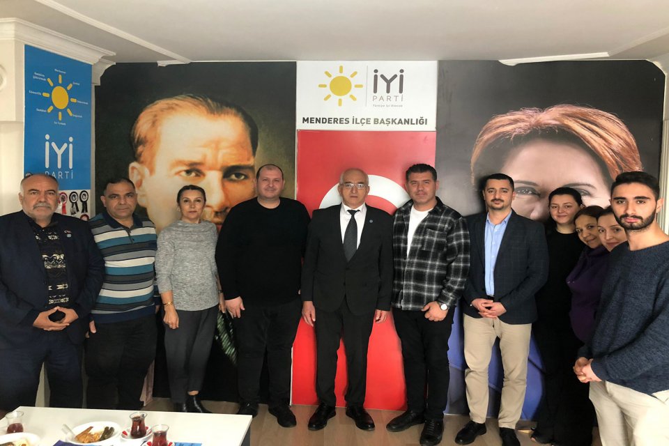 Menderes Muhtarlar Derneği Başkanı İlkay Çiçek ve dernek yönetimi İyi