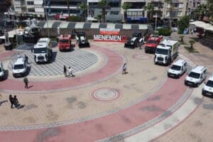 Menemen Belediyesi, ara&ccedil; filosuna Fen İşleri M&uuml;d&uuml;rl&uuml;ğ&uuml;, Temizlik İşleri M&uuml;d&uuml;rl&uuml;ğ&uuml;,