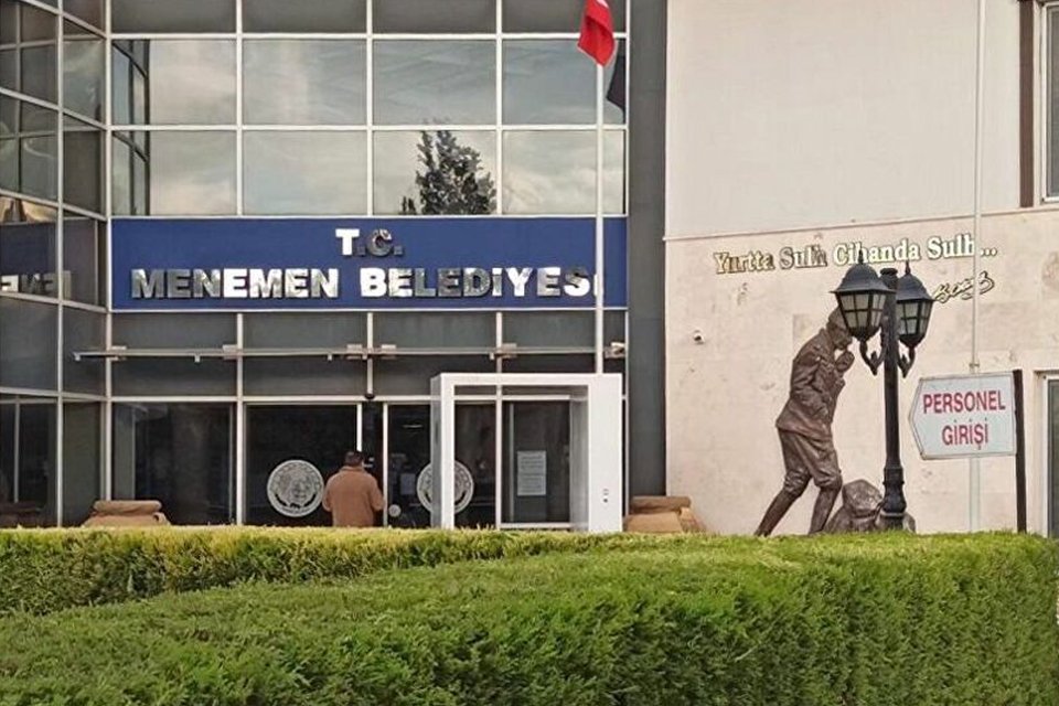 İzmir Valiliği, Menemen Belediyesi'ndeki başkanvekilliği yapılan kura çekiminin yeniden tekrarlanmasına