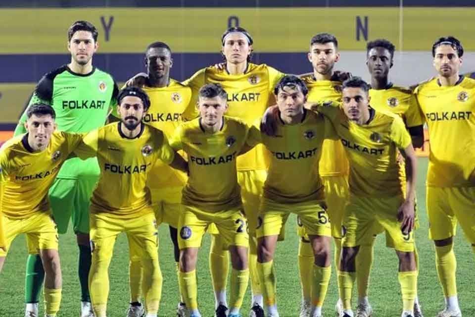 Spor&nbsp;Toto 1'inci Lig'de ge&ccedil;en haftayı bay takım olarak ge&ccedil;iren Nasadoge