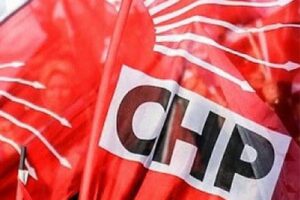 CHP Tire'de g&ouml;revden alınan Hakan Şenoyar'ın yerine gelen isim belli