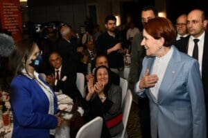 İYİ Parti Genel Başkanı Meral Akşener, DEVA Partisi Genel Başkanı