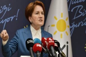 Meral Akşener, İYİ Parti İstanbul İl Başkanı Buğra Kavuncu'ya y&ouml;nelik