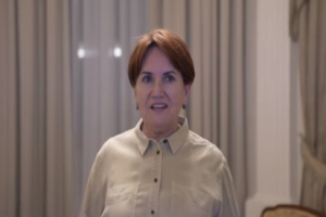 İYİ Parti Genel Başkanı Meral Akşener, Rize’de yaptığı konuşmada kendisini