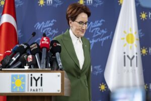 Ağır suçlamalarla Altılı Masa'dan ayrılan Meral Akşener, 2 Mart'ta gerilim yaşanan