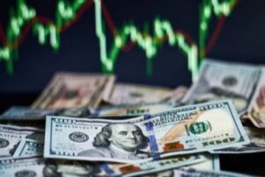 Merkez Bankası nisan ayı beklenti anketinde dolar kuru beklentisi 8.57