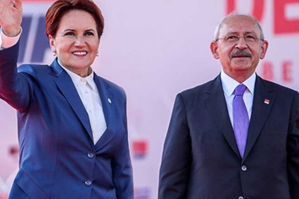 Mersin B&uuml;y&uuml;kşehir Belediye Başkanı Vahap Se&ccedil;er, CHP Genel Başkanı Kemal