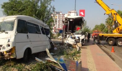 Mersin'de yolcu otobüsü şarampole devrildi!