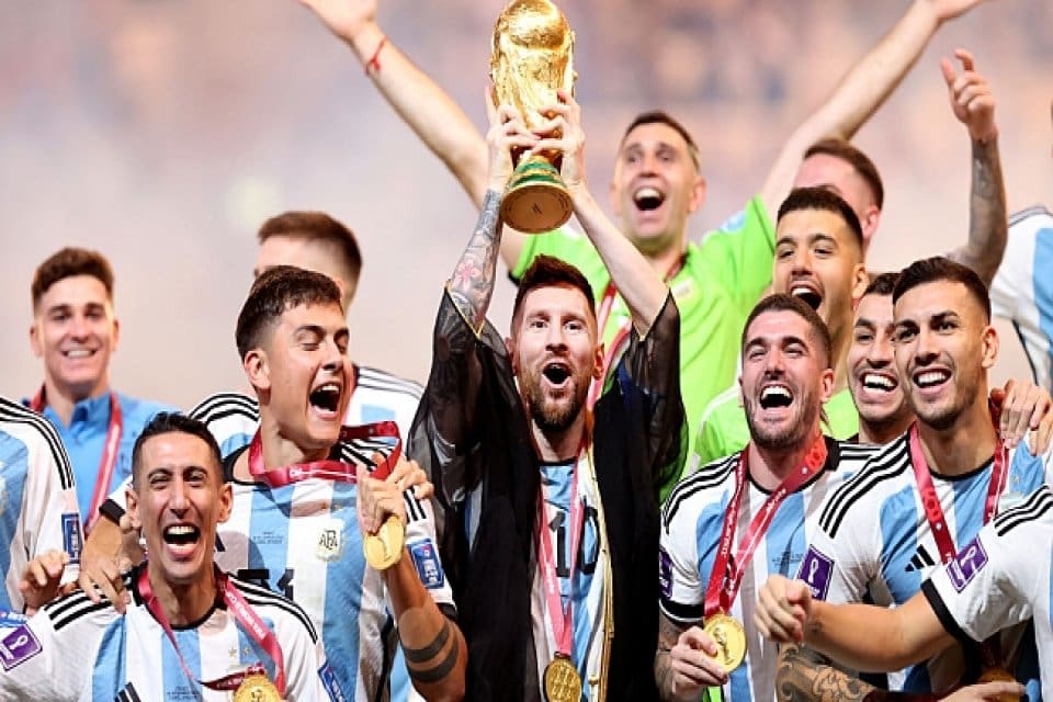 Messi, Instagram'dan yaptığı paylaşımla tarihe ge&ccedil;ti ve bir sporcu olarak