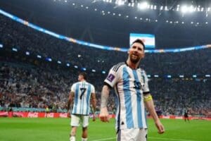 2022 FIFA D&uuml;nya Kupası yarı finalinde Hırvatistan'ı 3-0 yenen Arjantin,