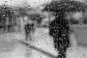 Nisan ayı içerisinde hava sıcağı birkaç derece yükselmişti. Meteoroloji Genel Müdürlüğü