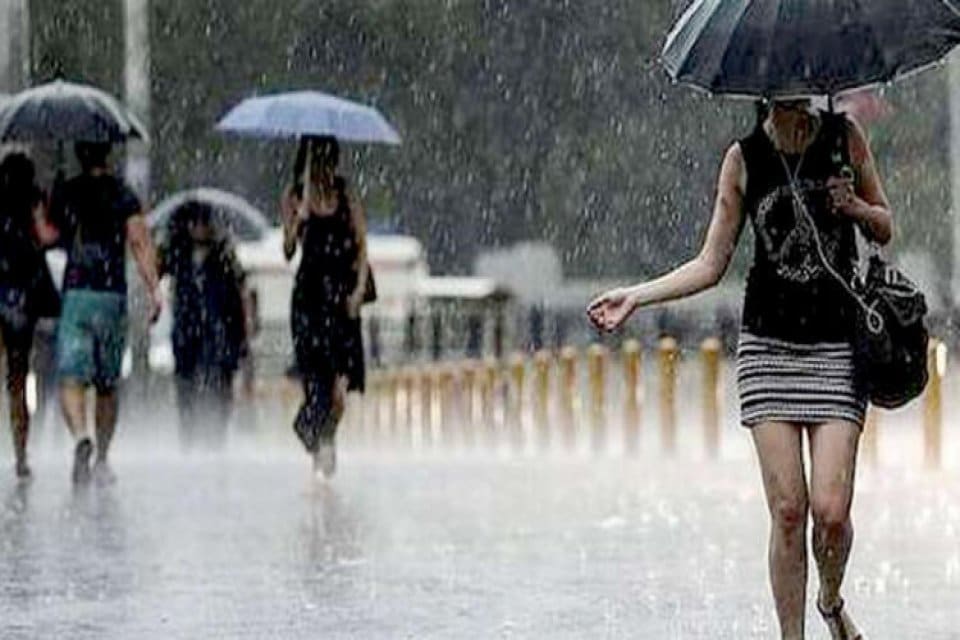 Meteoroloji 14 Ağustos hava durumu raporunu yayımladı. Rapora g&ouml;re İstanbul