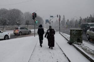 Meteoroloji, "İstanbul'da kar yağışı ne kadar s&uuml;recek? İstanbul'da hava sıcaklıkları