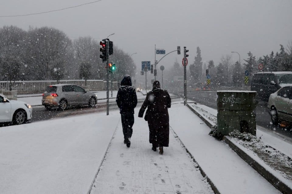 Meteoroloji, "İstanbul'da kar yağışı ne kadar s&uuml;recek? İstanbul'da hava sıcaklıkları