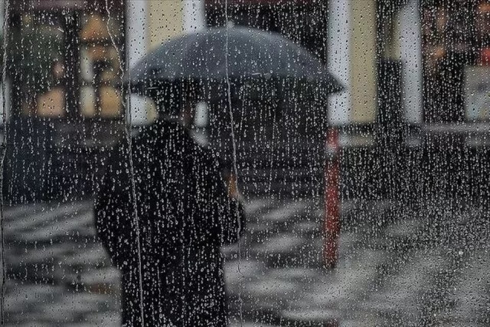 Meteoroloji uyardı: Hafta sonu sağanaklara dikkat Meteoroloji'nin tahminlerine göre Çankırı, Ankara'nın kuzeyi ile Bolu, Karabük ve