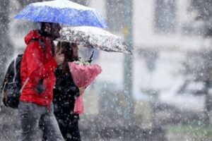 Meteoroloji Genel Müdürlüğü'nden yapılan yeni açıklamada Karadeniz Bölgesi için kuvvetli