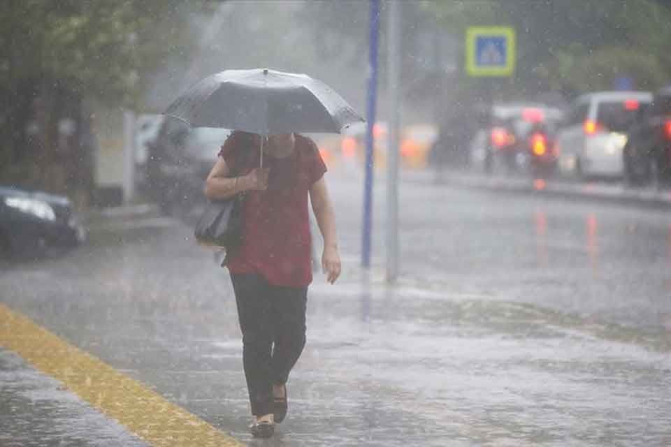 Meteoroloji Genel M&uuml;d&uuml;rl&uuml;ğ&uuml;'n&uuml;n tahminlerine g&ouml;re yağışların Bursa, Balıkesir'in kuzey kesimleri,