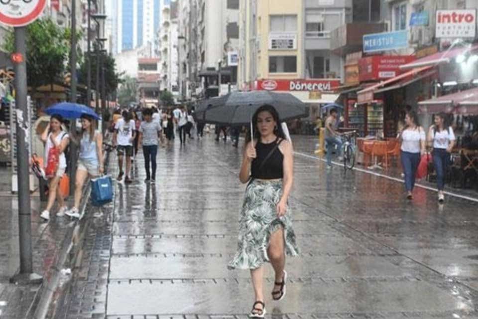 Meteoroloji'den yapılan değerlendirmelere g&ouml;re&nbsp;Marmara, Ege, Batı Akdeniz, İ&ccedil; Anadolu, Batı