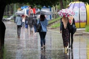 Meteoroloji Genel Müdürlüğü (MGM), yurt genelinde parçalı ve yer yer