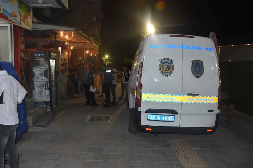 İZMİR'in Karabağlar il&ccedil;esinde, metruk evde 2 kişi arasında &ccedil;ıkan tartışma