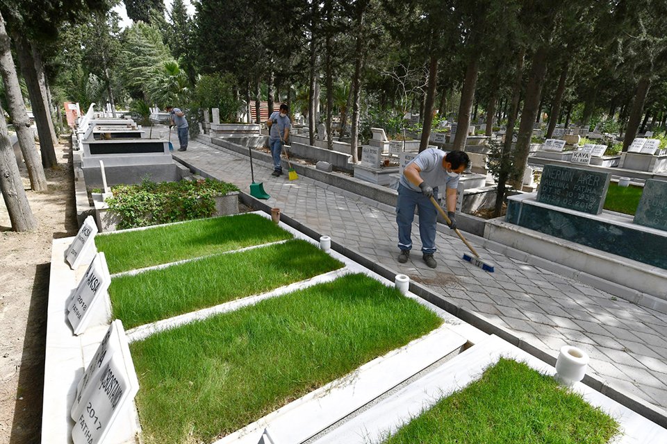 &nbsp; İzmir B&uuml;y&uuml;kşehir Belediyesi, tam kapanma s&uuml;reci nedeniyle Ramazan Bayramı&rsquo;nda