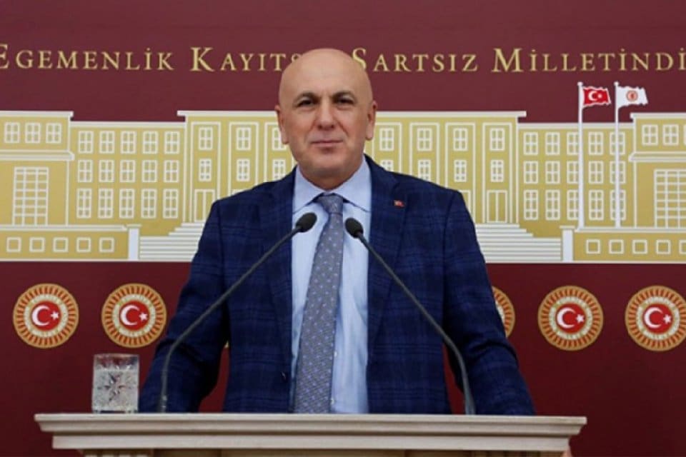 Şubat 2020'de İYİ Parti'den istifa eden Balıkesir Bağımsız Milletvekili İsmail