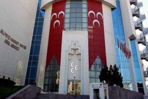 MHP Genel Başkan Yardımcısı Semih Yal&ccedil;ın, Diyarbakır il teşkilatının feshedildiğini